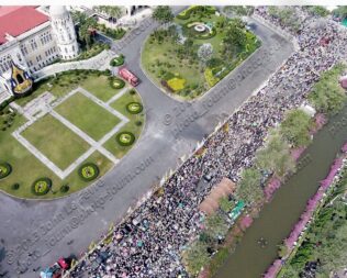 Thailand anti-government, anti-democracy protests December 9, 2013