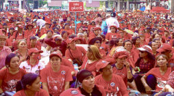 Red-shirts return to Ratchaprasong for anniversary of deadly 2010 crackdown (gallery)