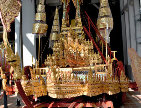 Not nearly as large as the “Royal Chariot of Great Victory”, the smaller Phra Vejayanta Ratcharot chariot was built in 1799