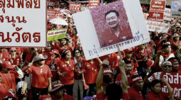 Thailand political unrest continues as hundreds of thousands rally in Bangkok