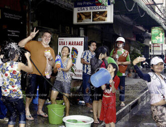Anything that can hold or disperse water is an acceptable tool to use during Songkran in Bangkok, even garden hoses