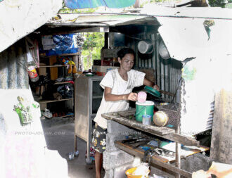 Pattaya slums with mercy037 | @photo_journ's newsblog by John Le Fevre