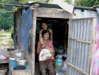 Pattaya slums with mercy038 | @photo_journ's newsblog by John Le Fevre