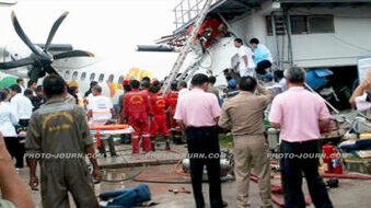 Bangkok Airways crash on Samui kills pilot, injures 50 (video)