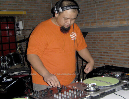 DJ Bastard belts out a set at Club Grooves in Chiang Mai