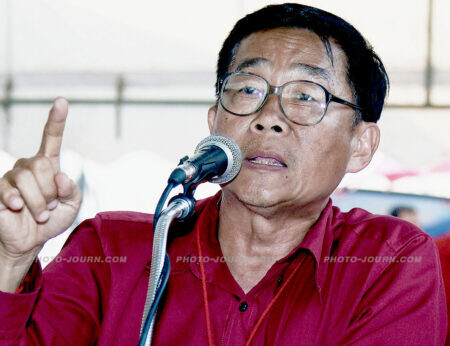 Dr. Weng Tojirakarn, one of the red-shirt leaders to receive parliamentary immunity from the 2011 Thailand general election.
